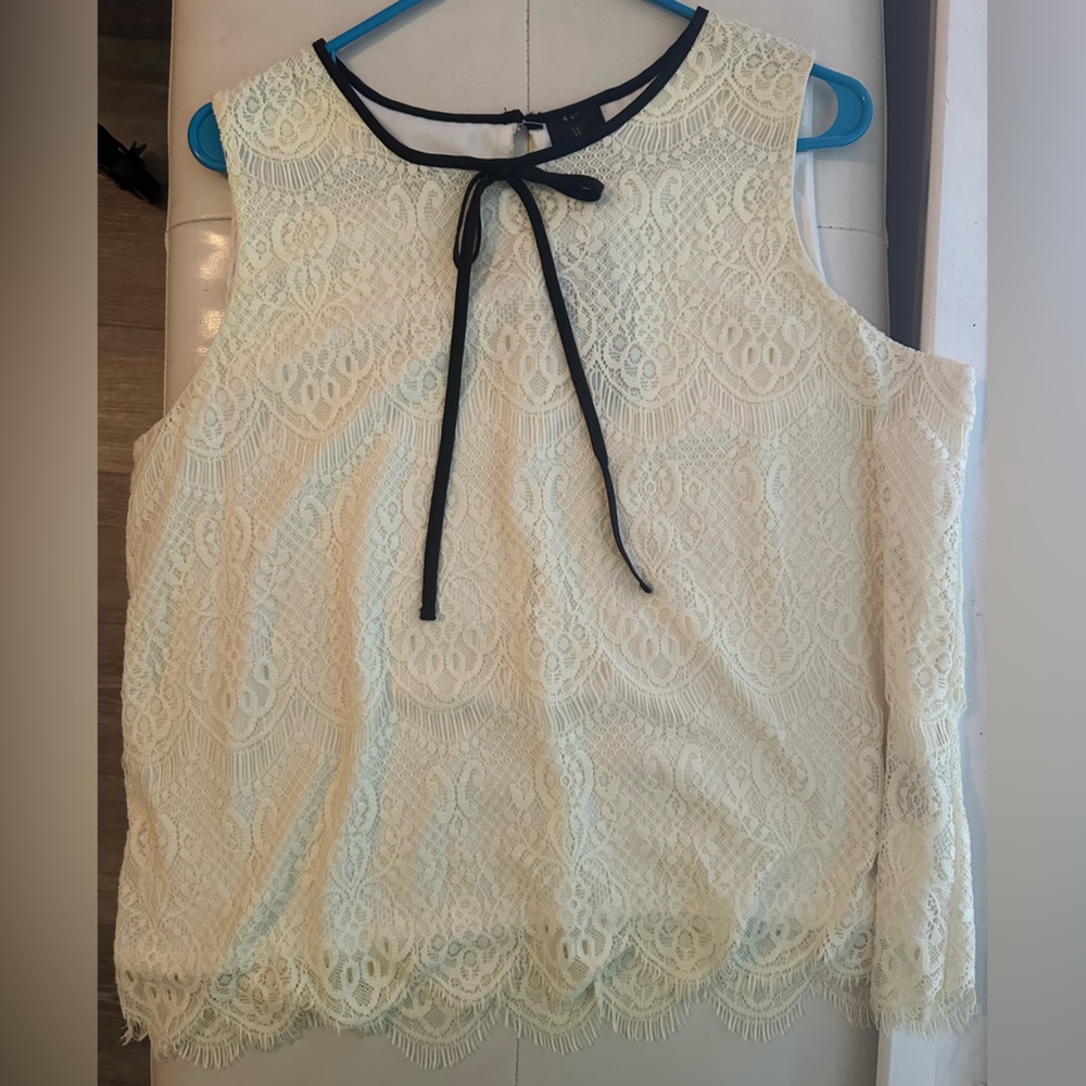 Worthington petite polar bear top, size XL petite